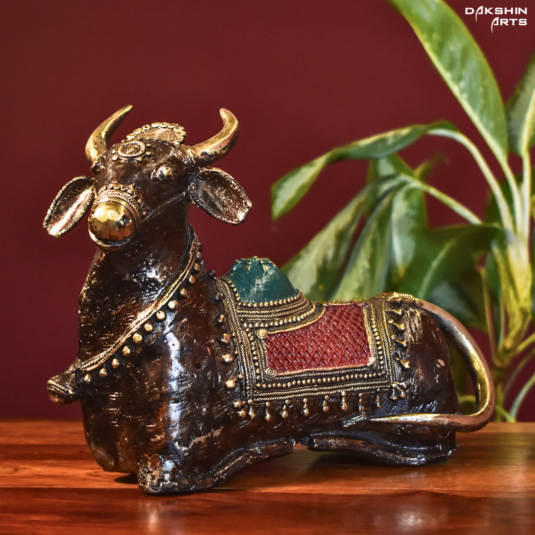 NANDI SITTING BIG - Dakshin Arts