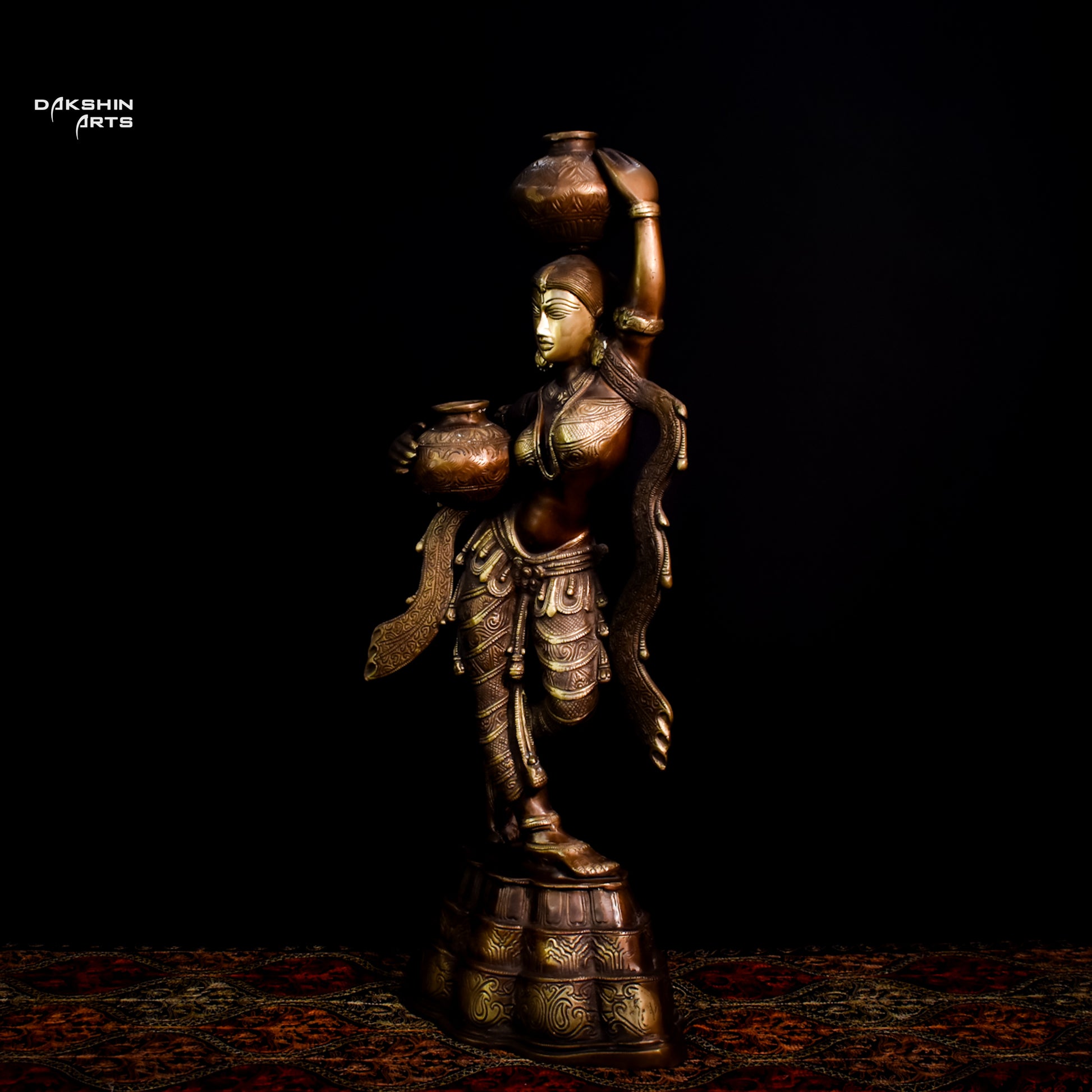 LADY WITH MATAKA - Dakshin Arts